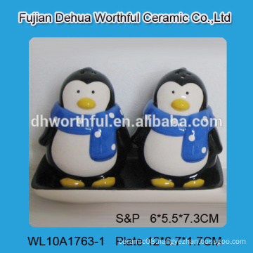 Cute ceramic penguin salt and pepper set for restaurant